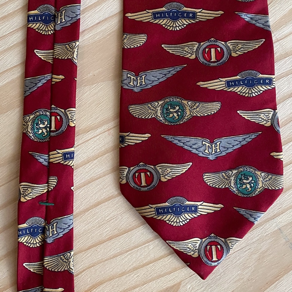 Tommy Hilfiger Red 100% Italian Silk Neck Tie